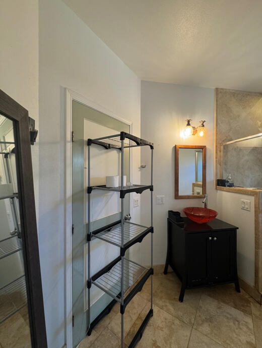 Studio Bathroom (Before)